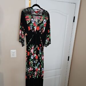 New York & Company Floral Maxi Dress Kimono style - Black and Multicolor